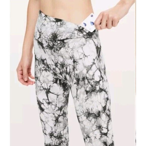 Lululemon Wunder Under Crop Hi-Rise Luxtreme Dual Shibori Pattern 21" 10 W6AQES - Picture 3 of 10